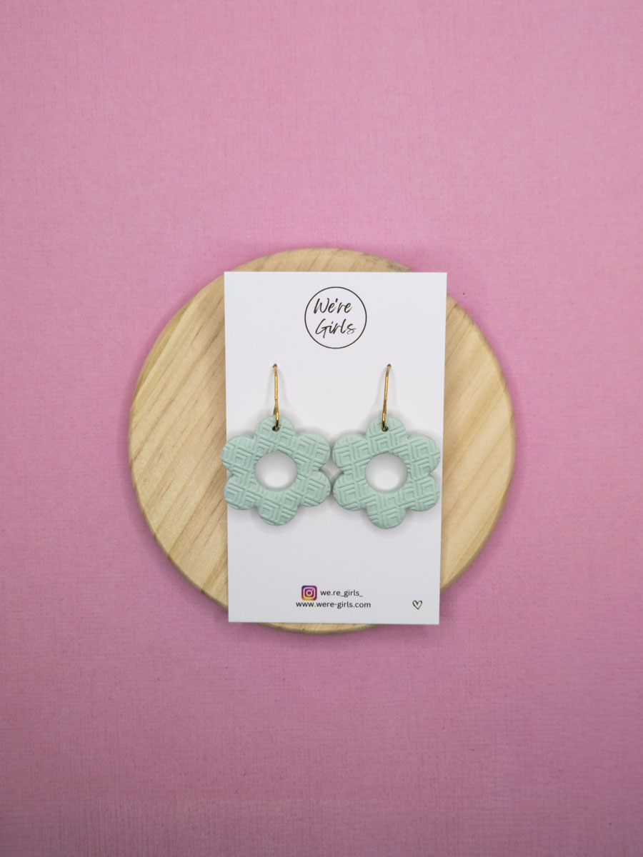 Lilly Dangles Mint