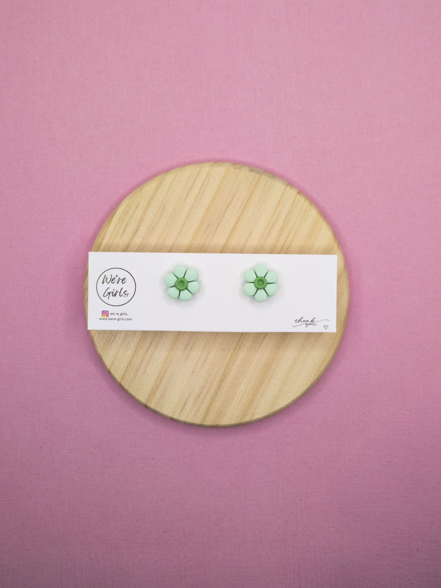 Molly Studs Mint